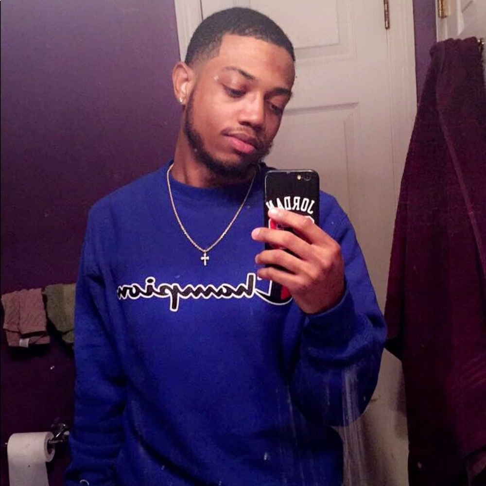 Meet your Posher, Jonathan